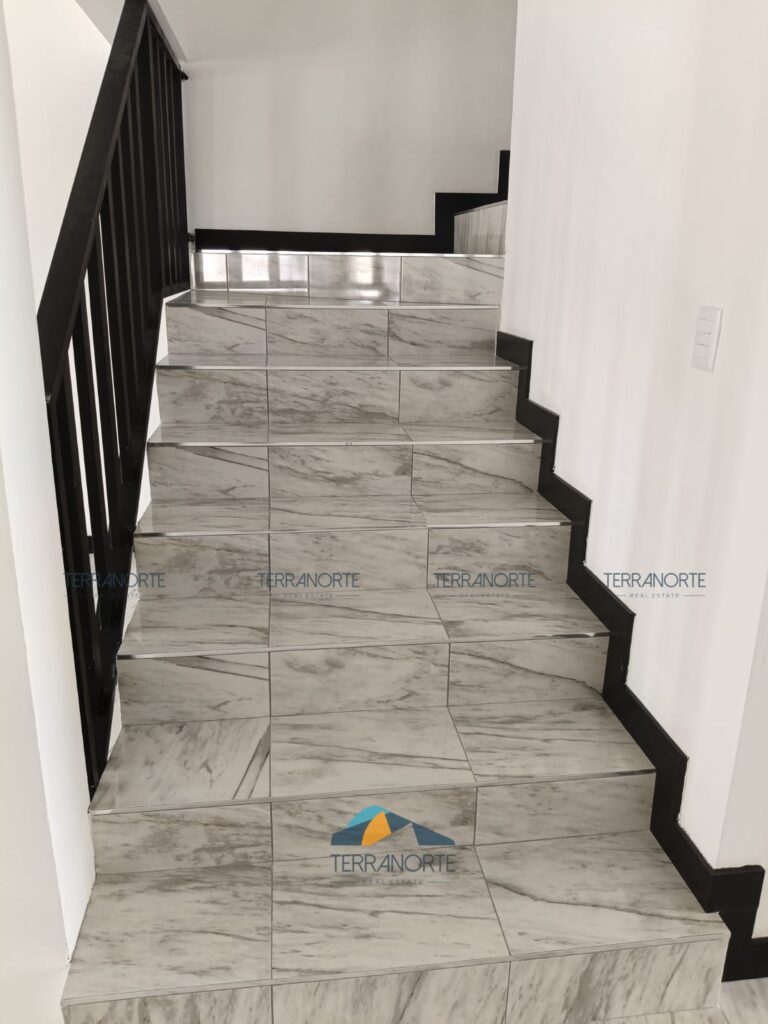 5f64df16-7bd9-414d-a9db-5eb1be6d891f