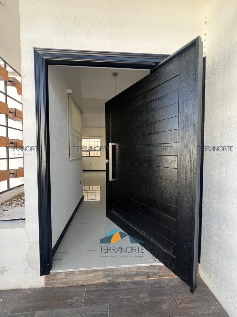 611fa4d6-c2ee-4998-a55e-8ee47f9233c8