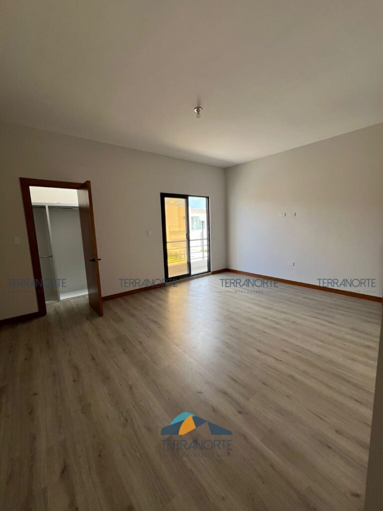 636900a9-f11d-453d-9307-d6e0ff9d23d8