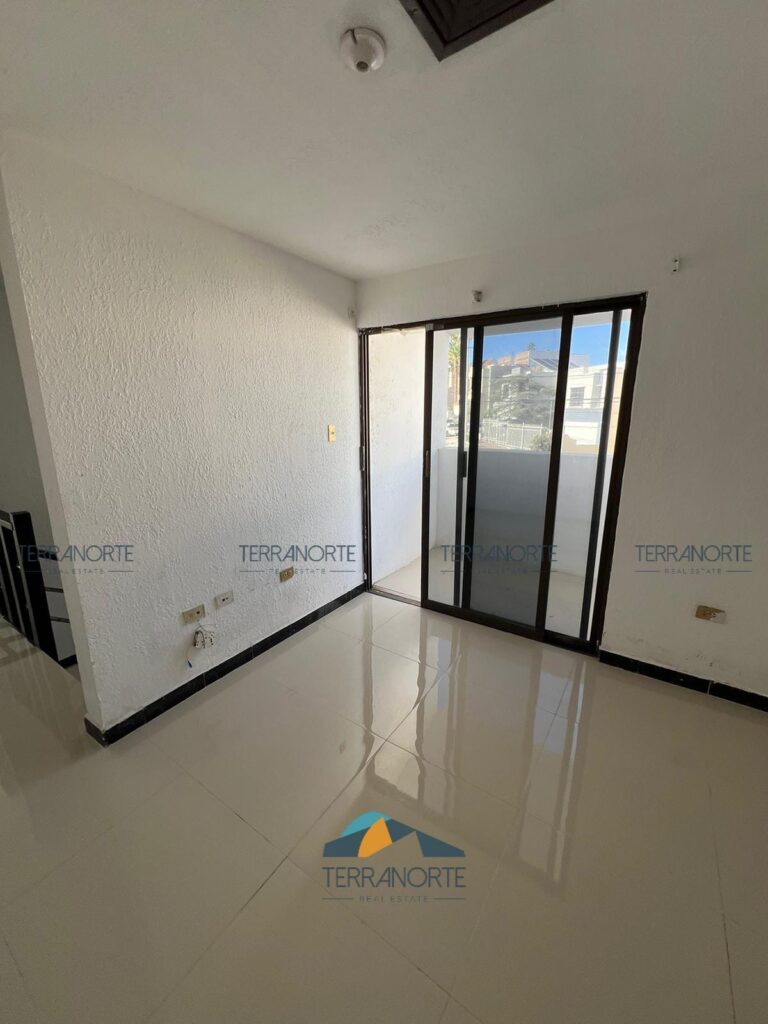 6c237e92-6043-4f61-b0c6-a9c9c3b41708