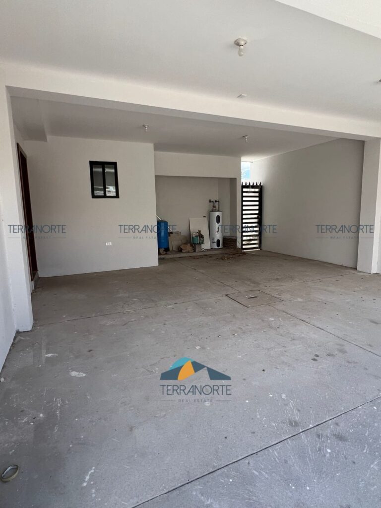 807ffa1a-0864-4bdc-908f-5c37c9c92025