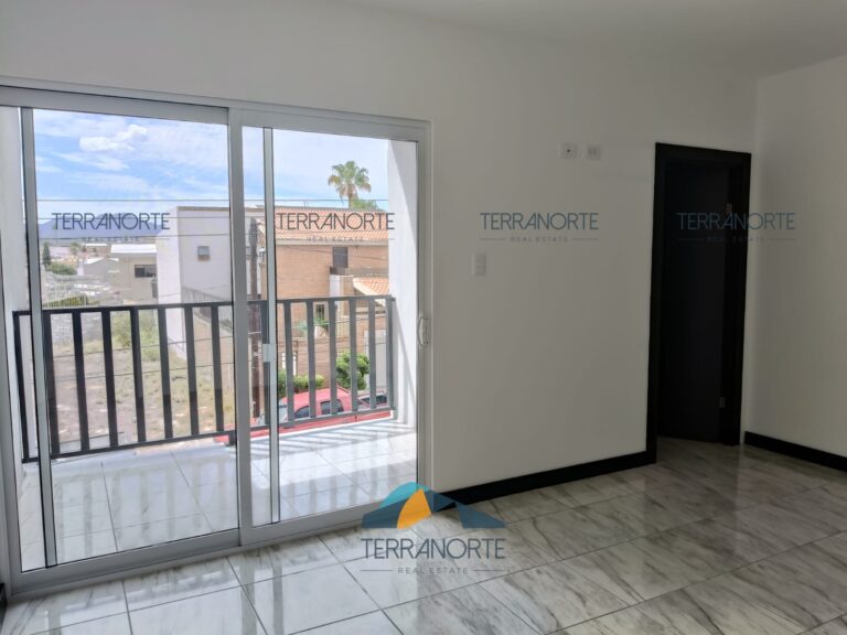 8e208500-fe49-4811-baf0-de191de50a1d