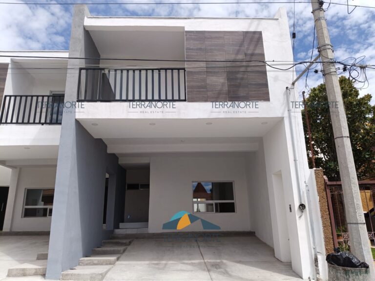 8e2f9300-32de-4f14-abfa-908df5ea5b0f