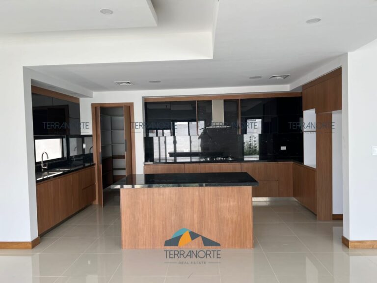 a0a6eff5-506f-4eef-ae0d-213560d9dd78