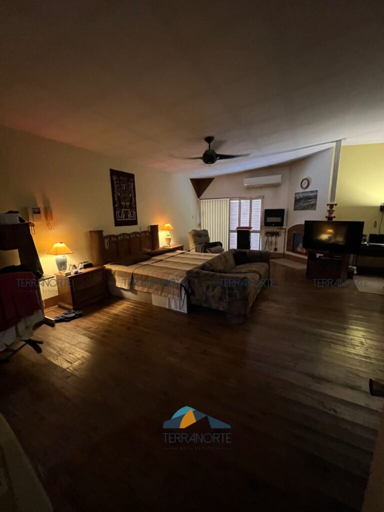 c902587d-40f0-4410-9973-8a78898c9b55