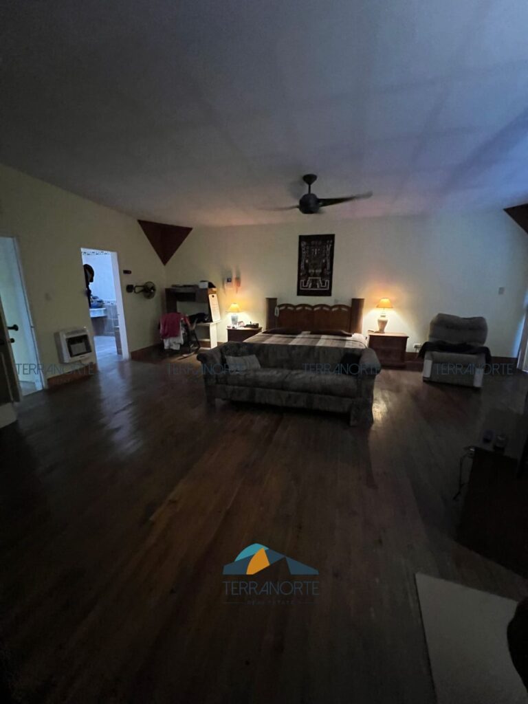 cdb6a52a-8ca6-4508-a21e-8feea76ba43e