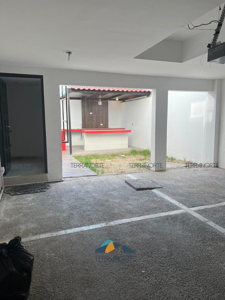 d4417e0f-2ec2-411f-8a0c-421659240eaa