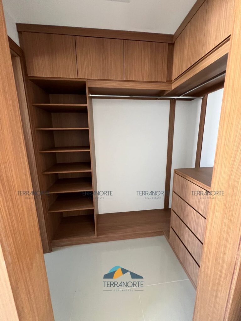 d4dc2952-d1c0-41a4-b792-10302eedd5d1