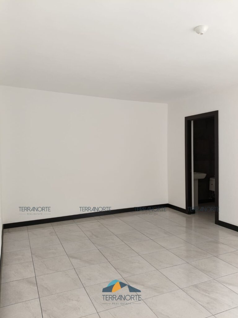 df728f66-2adf-4f69-8ec1-0da3fd90e0e2