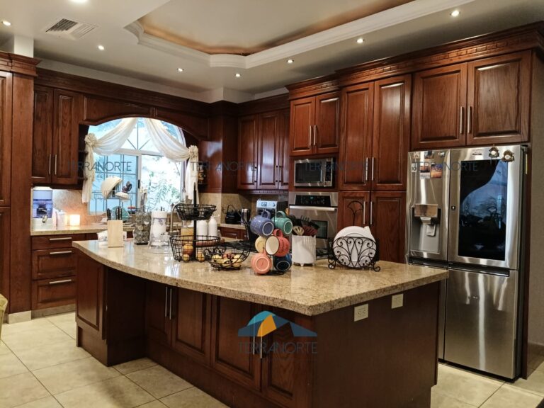 e5ecc880-08e7-48e3-8458-8b1ec6836c0c