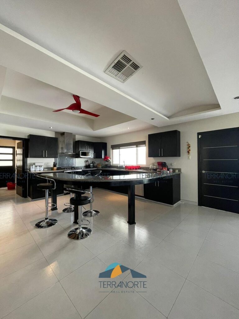 f1e98830-e91b-4ede-902e-c15112ca2774