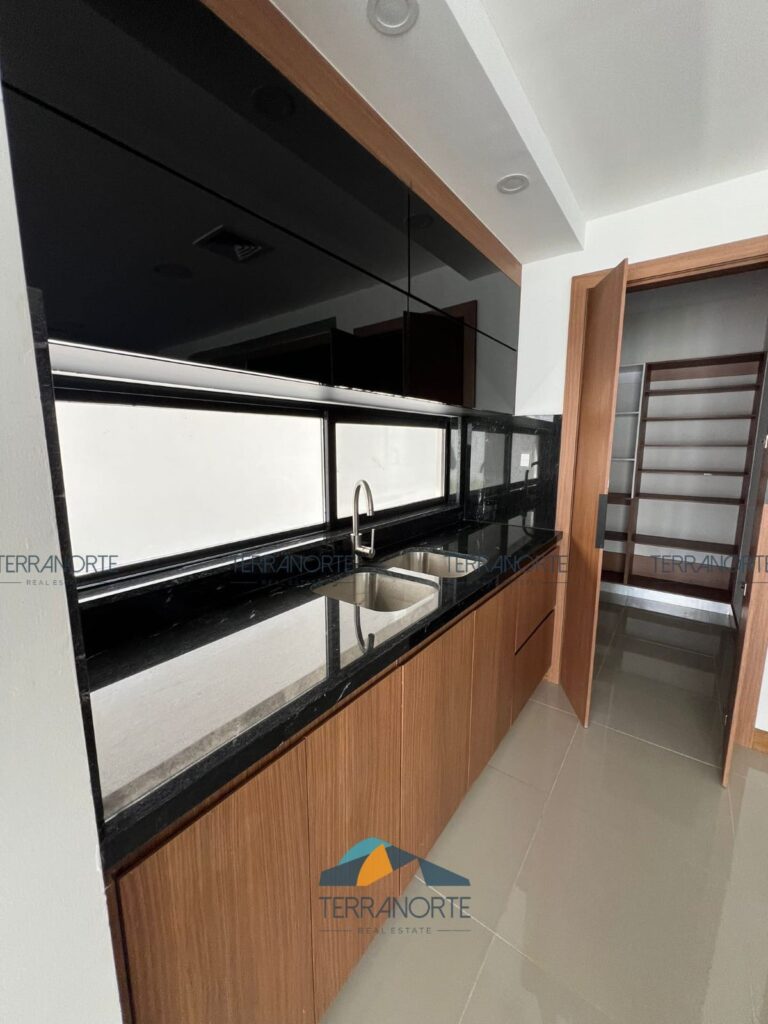 f6736f35-7f12-4c62-b8bb-93e746e3817e