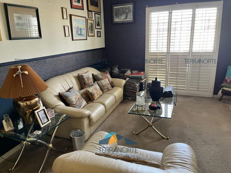 fd989bb1-500f-42a9-a14c-8ba25d7d1d9b