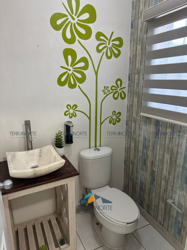 0eb37288-9510-4a01-a604-2d4059e96e53