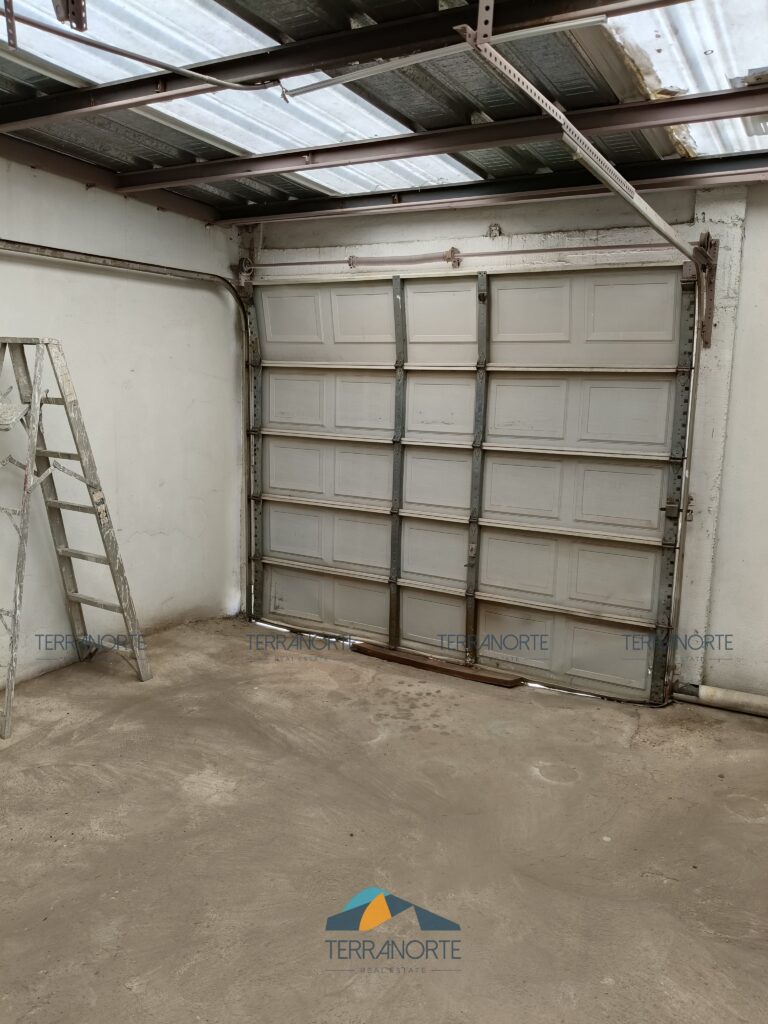 25be2e33-f896-4730-a138-fbcb8c2624eb