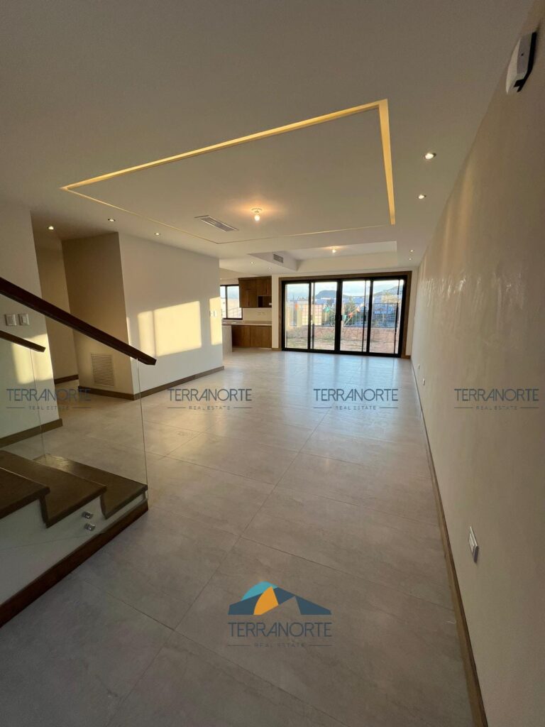 25f123e0-f8f7-4441-9410-7c927765c042