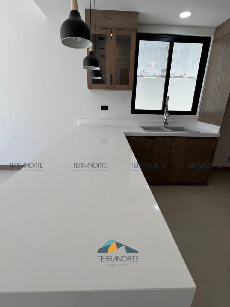 32c91974-d091-496d-a70c-11210738c5c0