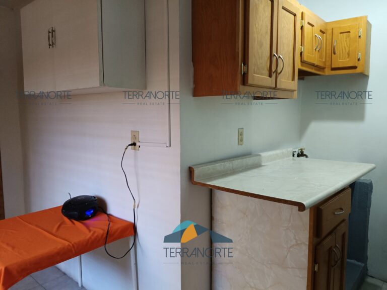 51a4b6ff-8868-4f8e-8446-d011e982f265