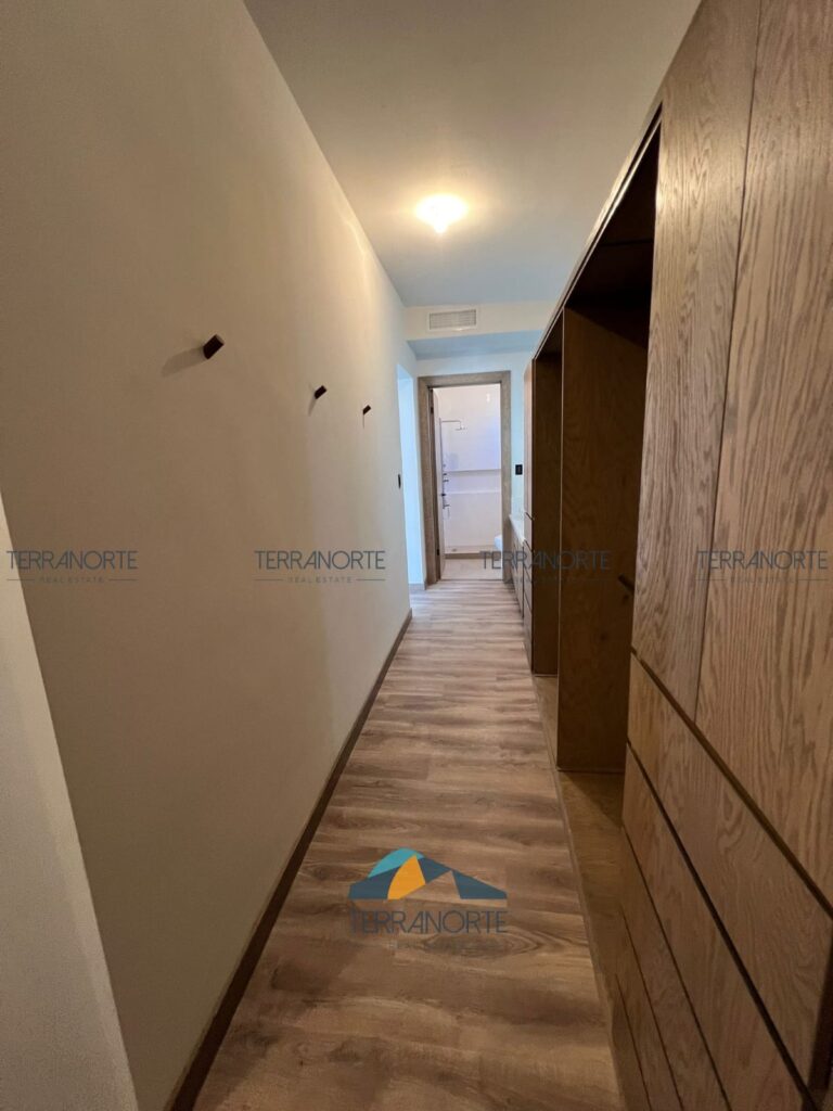 66ed9cb8-e30d-46c9-ace3-8e9690c1fe55