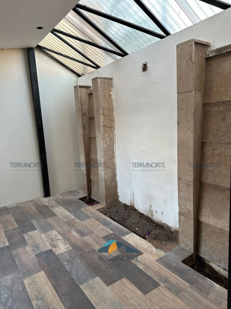 7c729e55-54b2-4e09-8a5d-e1132296373b