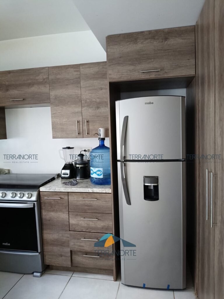 8e10e676-6e0e-4bd8-acba-3e2582275a55