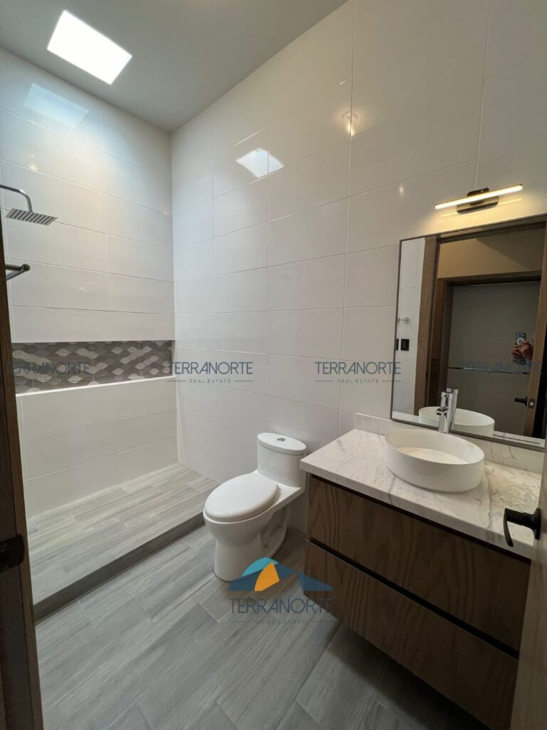 a9a7ae04-8c0e-4845-96de-f49b81f62f7c