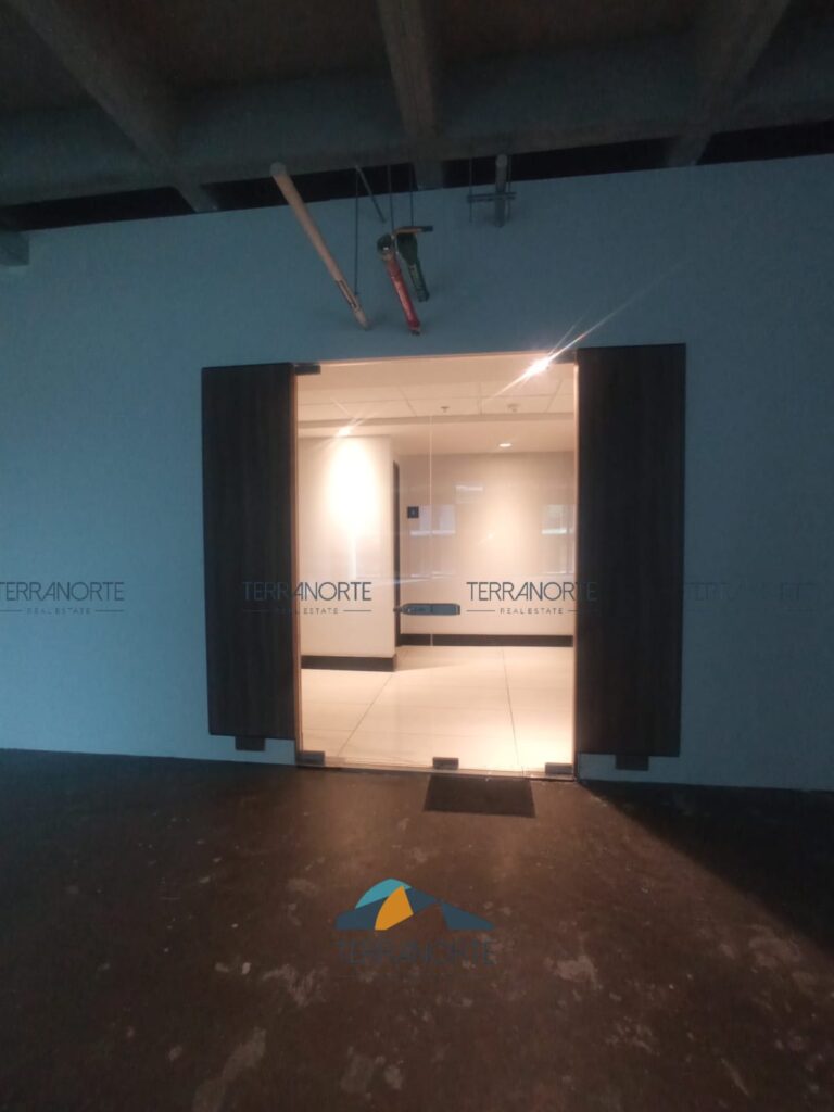 fa2ccf38-0541-4d42-8612-8df8f5548071