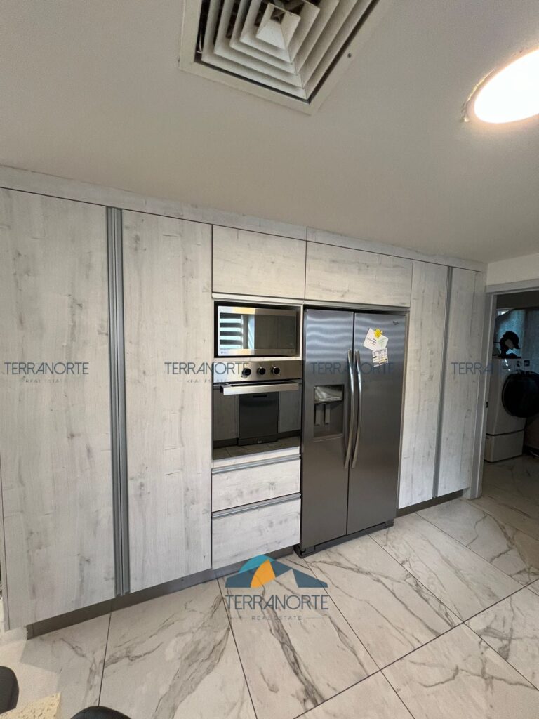 fb173523-0d0f-4be6-af03-c474562d2059