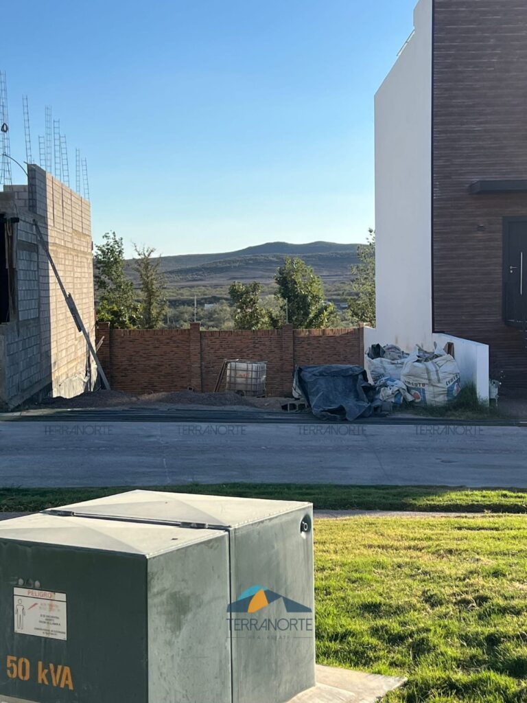 3de3a410-4018-4e95-b4b2-eb7b5009fd56