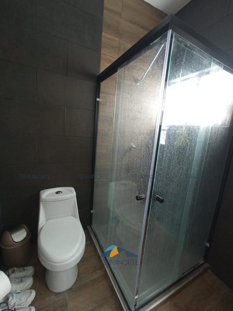 7aecff81-c6b4-4381-baaf-6b5893fa238d